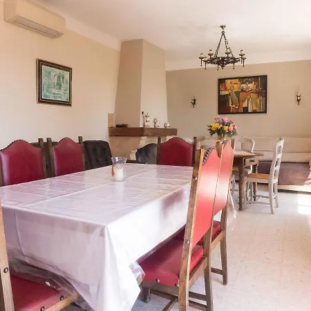 Attractive Near Roquemaure With Swimming Pool *